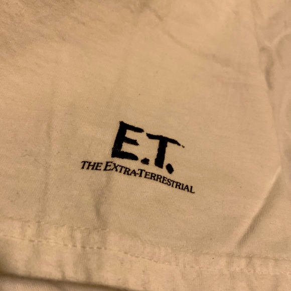 E.T. Never Forget T-Shirt - Picture 4 of 5